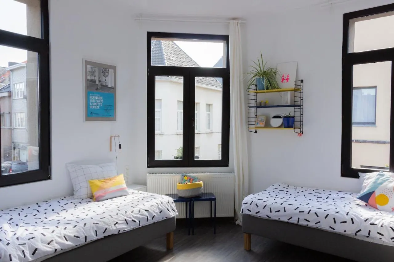 Bed & Breakfast Cosy & Homey Rumpusroom Guesthouse Antwerp